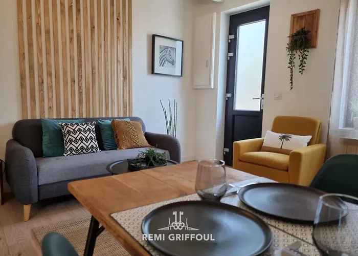 Rive Sud Charming Center 2 Guests 度假居